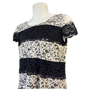 ADIVA usa Women's lace short Sleeves Black White Top Size Med